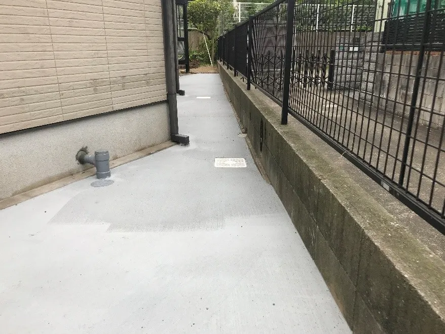 コンクリート敷